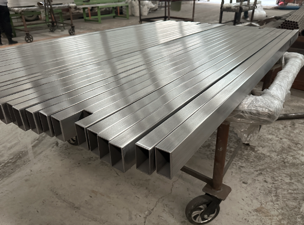 常德新能源汽车用不锈钢方管 现货